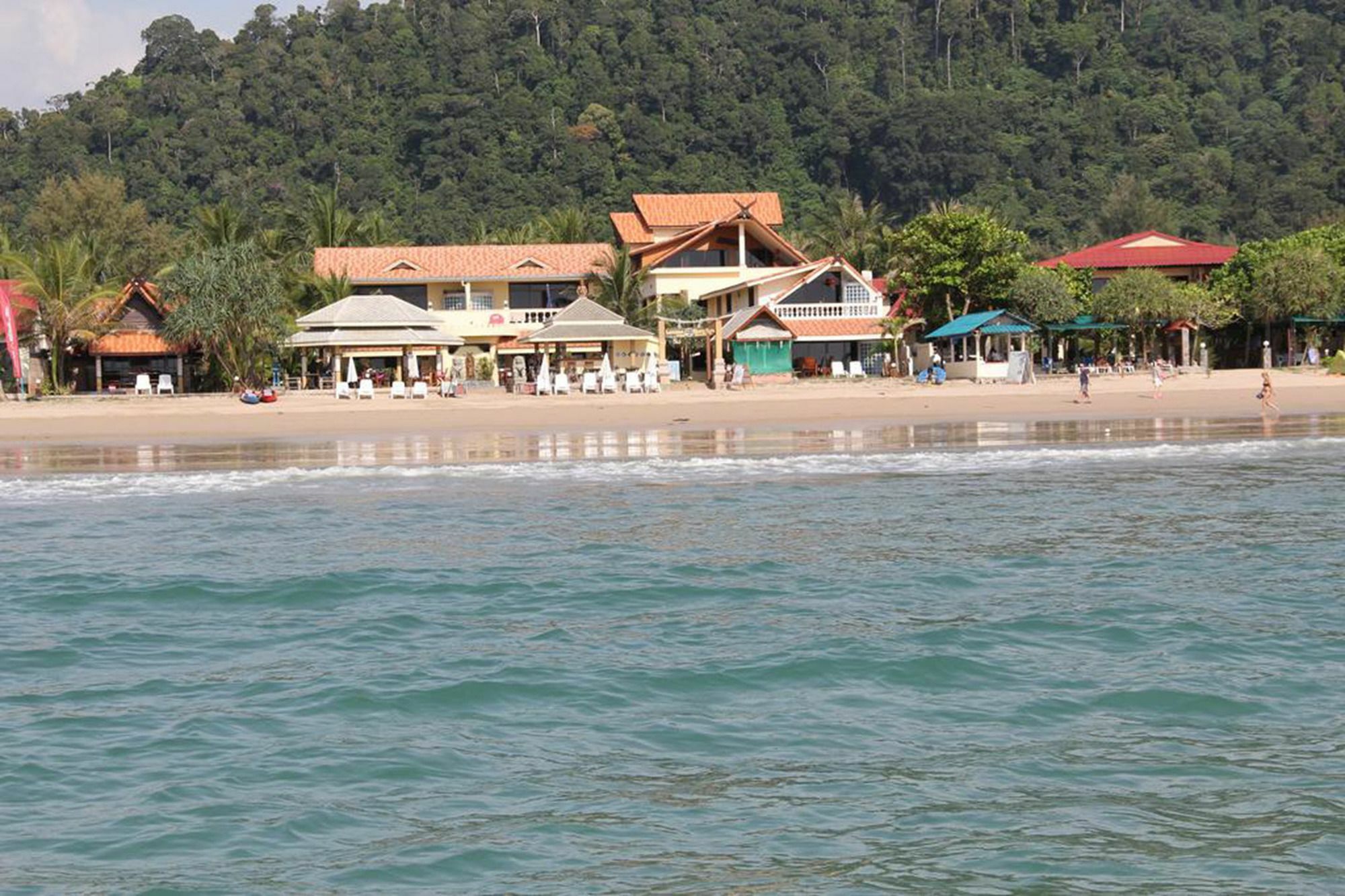 Laguna Beach Club Resort Koh Lanta Exterior photo
